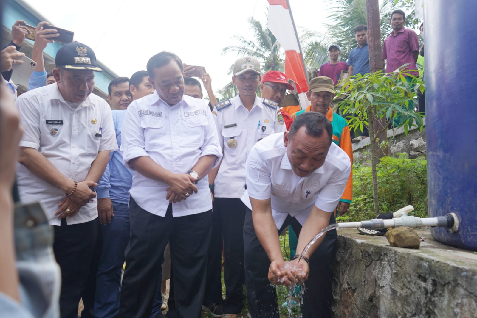 Berkat 30 Mitra Program CSR, Kini Masyarakat Watu Lawang Mempunyai Air Bersih