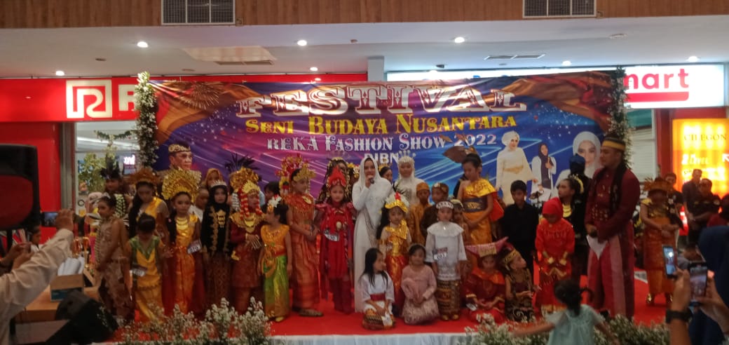 Dobrakan Festival Show Budaya Peguron Jalak Banten Nusantara (PJBN) Berhasil Sukses