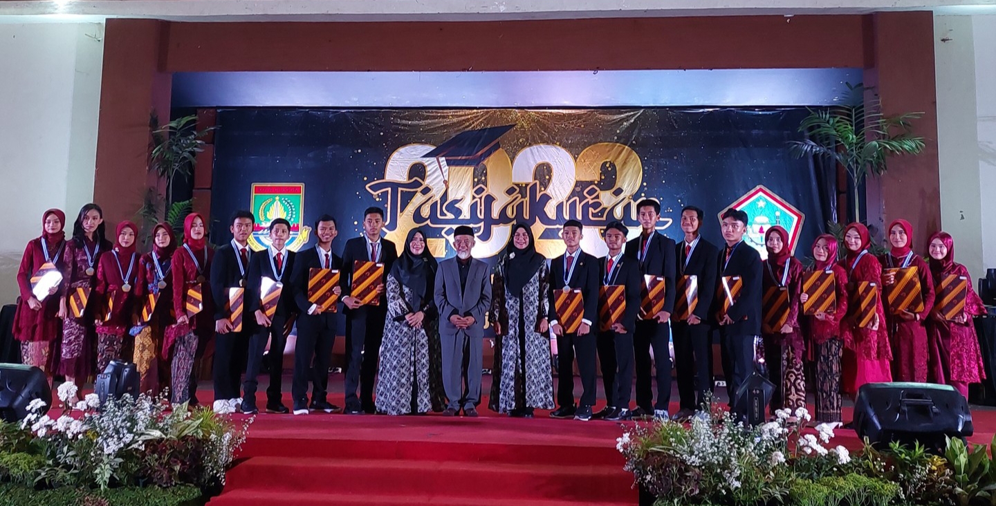Meriah, Pelepasan Dan Tasyakuran Siswa Kelas IX SMPN 1 Cilegon