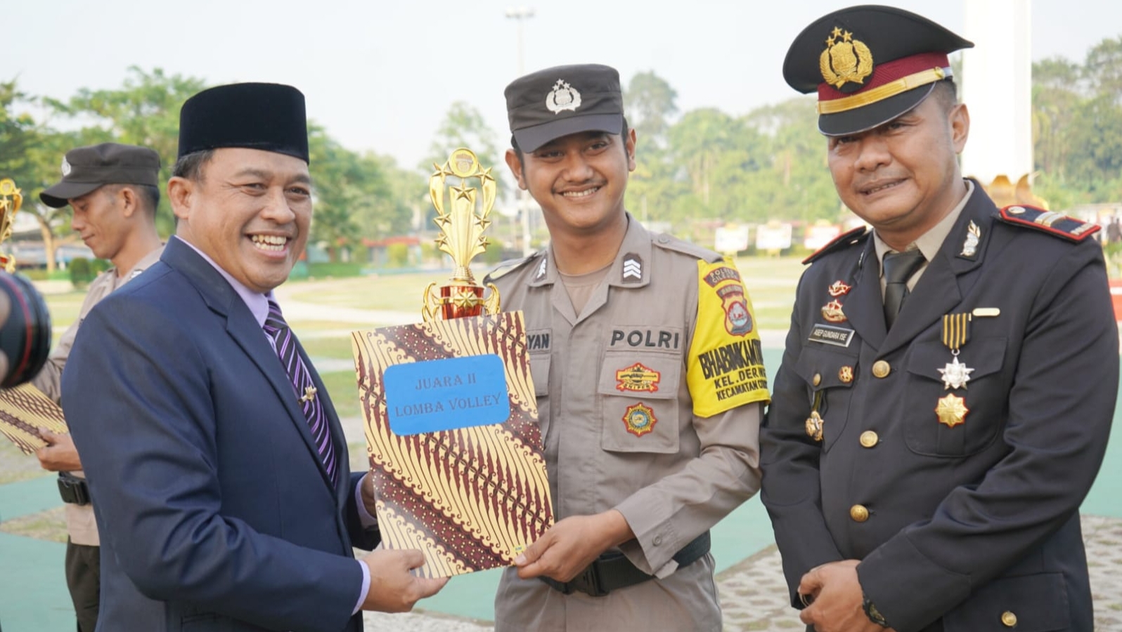 Peringati HUT Bhayangkara Ke 77, Sanuji Dukung Peran Polri Pelindung Masyarakat