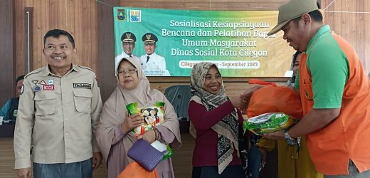 Terdampak Kekeringan, Dinsos Cilegon Salurkan Paket Sembako Ke Warga Cipala