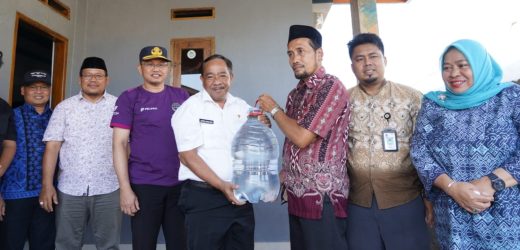 Kerahkan Kepala OPD dan BUMD, Pemkot Cilegon Salurkan Bantuan Air Bersih Ke Tembulun