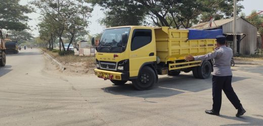 Dishub Cilegon Mulai Berlakukan Pembatasan Jam Operasional Truk Pasir Basah di JLS