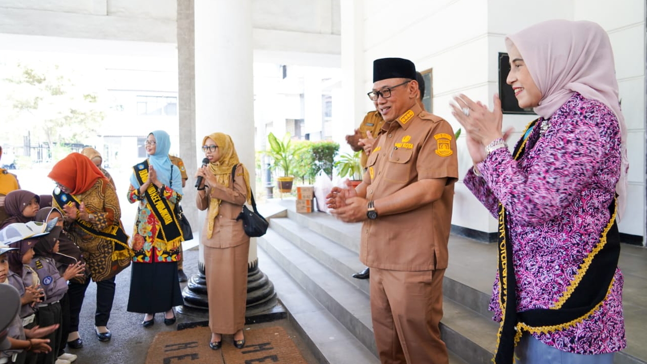 Anak-anak PAUD Kunjungan Ke Kantor Walikota, Helldy Merasa Senang