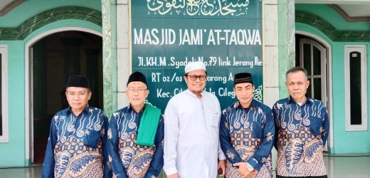 Peringati Maulid Nabi Muhammad SAW, KH. Abdul Rozak : Jaga Selalu Persatuan Dan Kekompakan