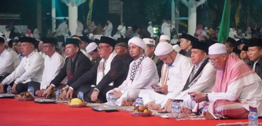 Peringati Maulid Nabi Muhammad SAW, Habib Zein Apresiasi Walikota Helldy Yang Dinilai Peduli Dengan Santri