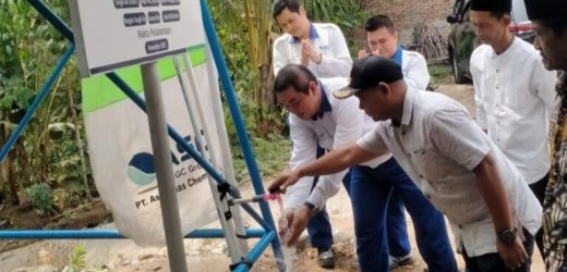 Melalui Program CSR, PT Asahimas Chemical Kembali Bangun Fasilitas Air Bersih