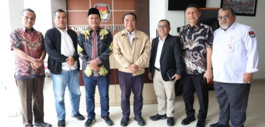 Monitoring Persiapan Pemilu, Pj Gubernur Al Muktabar Kunjungi KPU Banten