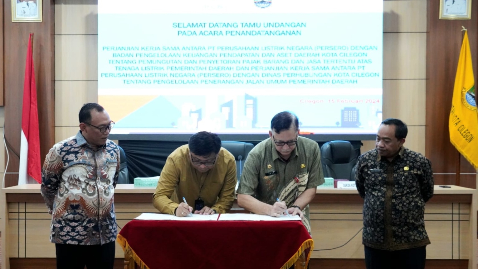 Teken MoU Dengan PLN, Walikota Helldy Dorong Pemerataan