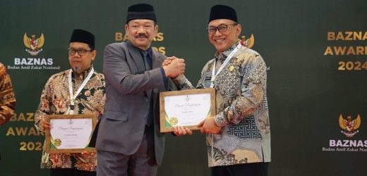 Pengelolaan Zakat Terbaik, Walikota Cilegon Raih Penghargaan BAZNAS Award 2024