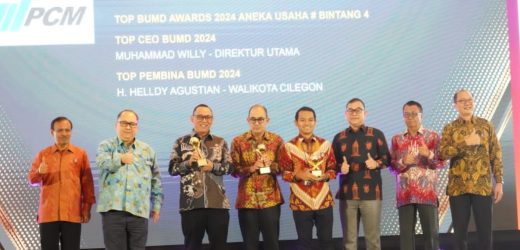 WaliKota Helldy dan Dua BUMD Kota Cilegon Sukses Raih Penghargaan Top BUMD Awards 2024