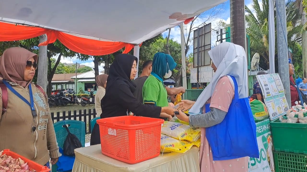 Tekan Inflasi, Disperindag Cilegon Gelar Operasi Pasar