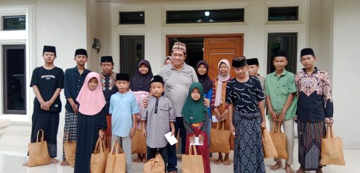 Indahnya Berbagi, Ketum Deni Juweni Santunan Anak Yatim Dan Berbagi Sembako