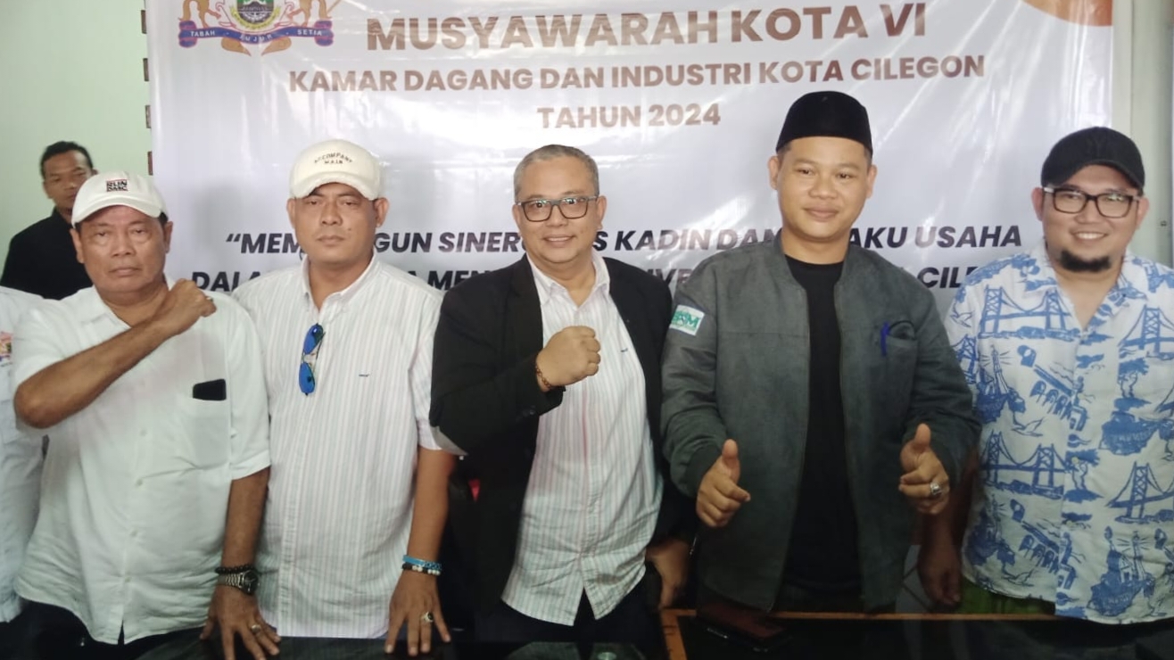 Mukota VI Kadin Cilegon, Andi Jempol Resmi Mendaftar Calon Ketua