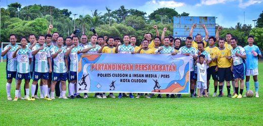 Pererat Sinergitas, Polres Cilegon Gelar Pertandingan Persahabatan Sepakbola Dengan Insan Pers