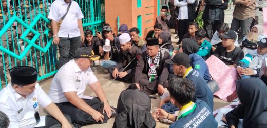 Temui Pendemo, Dua Pejabat Pemkot Cilegon Sampaikan Ini