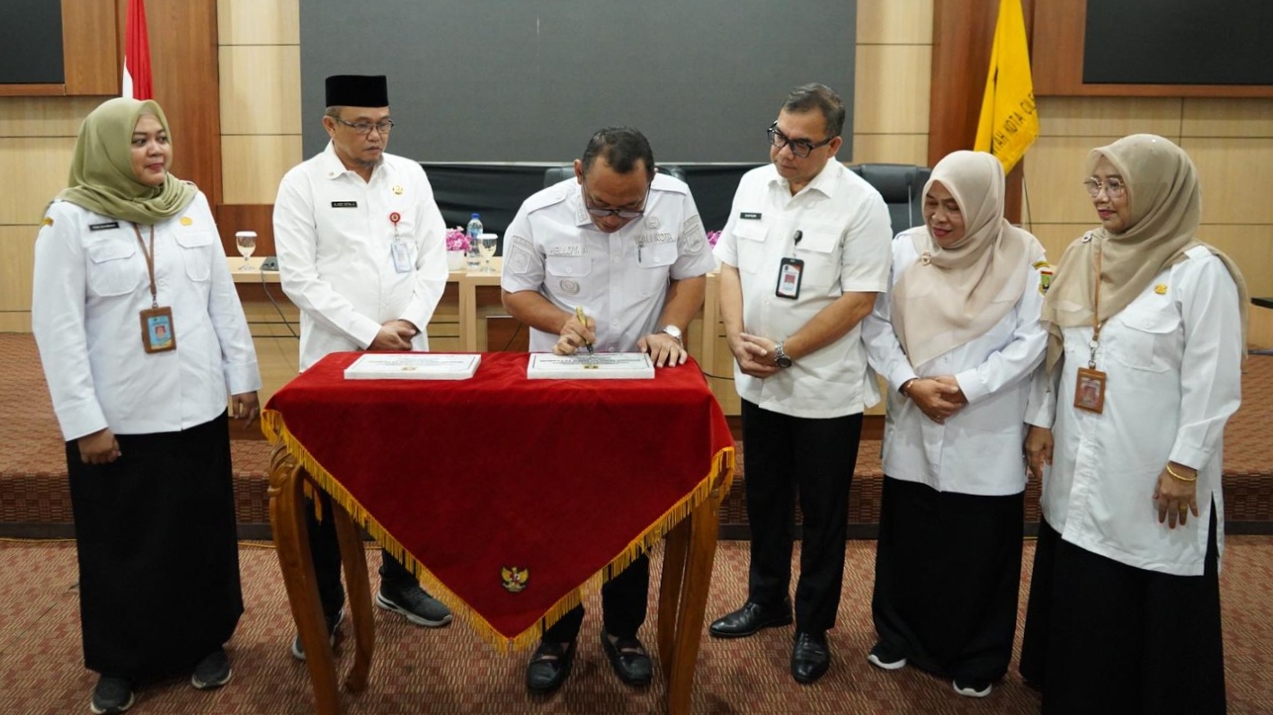 Resmikan Gedung SMPN 14 dan 15, Helldy : Pendidikan Berkualitas Untuk Semua