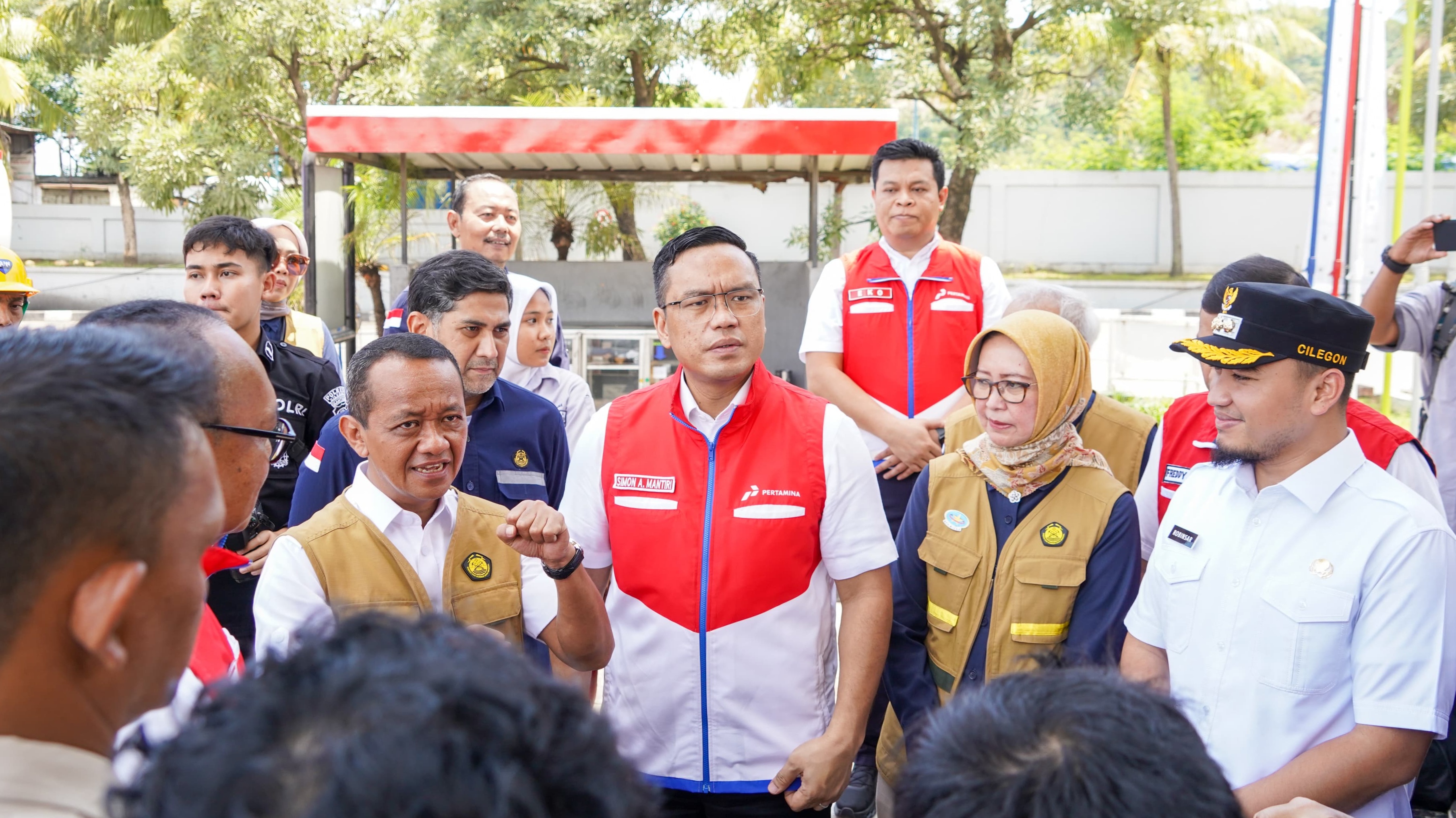 Jelang Mudik Idul Fitri 2025, Menteri ESDM Bahlil Cek Pasokan Listrik dan BBM di Cilegon