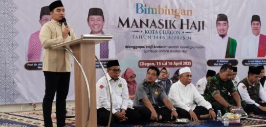 Walikota Robinsar Buka Bimbingan Manasik Haji Tahun 2025
