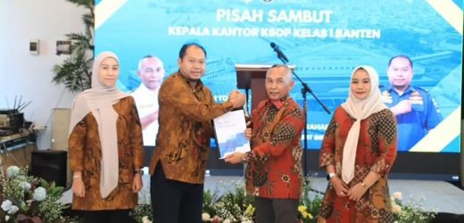 Pisah Sambut Kepala Kantor KSOP Kelas I Banten, Mukhlish Tohepaly Serahkan Jabatan Kepada Capt. Bharto Ari Raharjo, M.SI
