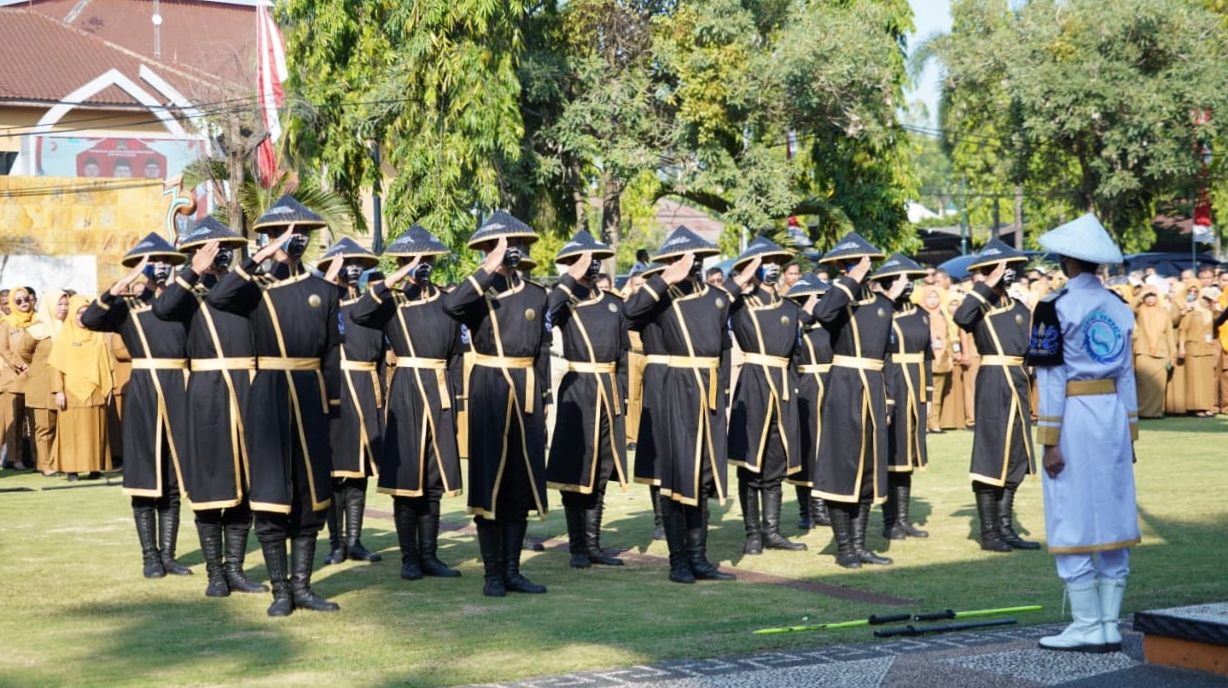 Raih Juara Kedua PBB Tingkat Banten, SMKN 2 Cilegon Dapat Kehormatan Tampil di Apel Pagi Pemkot