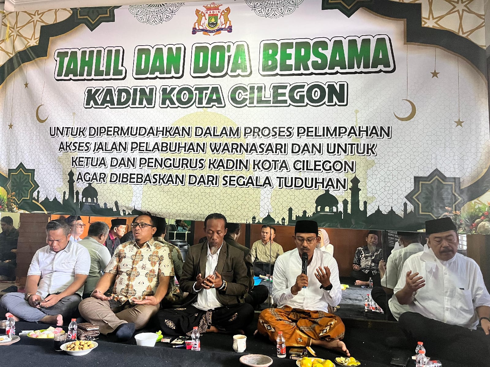 Kadin Kota Cilegon Gelar Doa Bersama Dan Santunan Anak yatim