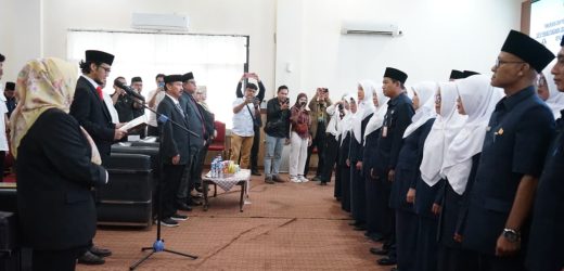 Wakil Wali Kota Cilegon Fajar Hadi Prabowo Lantik 21 Kepala Sekolah