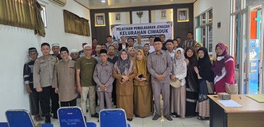 Menyelaraskan Program Wali Kota Cilegon, Kelurahan Ciwaduk Inisiasi Pelatihan Pemulasaran Jenazah