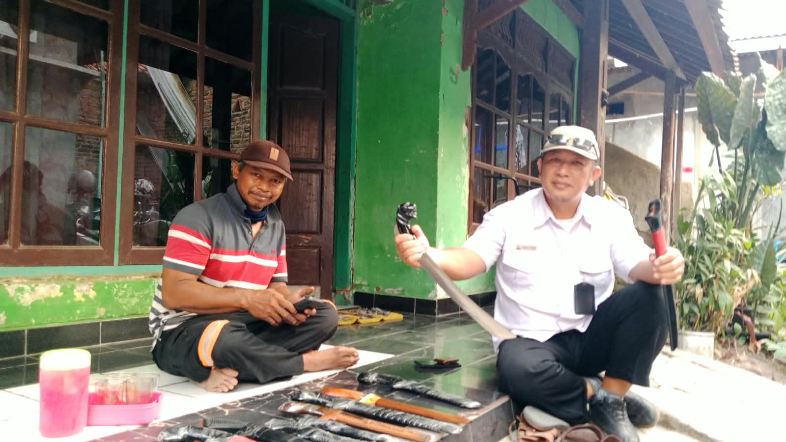 Disperindag Cilegon Kunjungi Pengrajin Golok di Tegal Bunder, Wacana Pembentukan Sentra IKM Perkakas